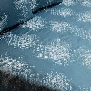 Between the Sheets Prosecco Duvet Cover Cerulean and 3 matching shams - King